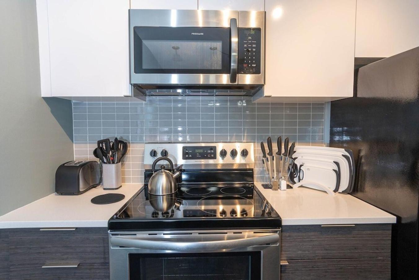 Self Check-In-Washer-Dryer-4Ksmart Tv-King Bed-Gym Tacoma Esterno foto
